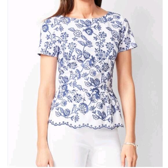 Talbots Top sz 6 Blue White Floral Embroidered 100% Cotton Scalloped Peplum Hem - Picture 2 of 14